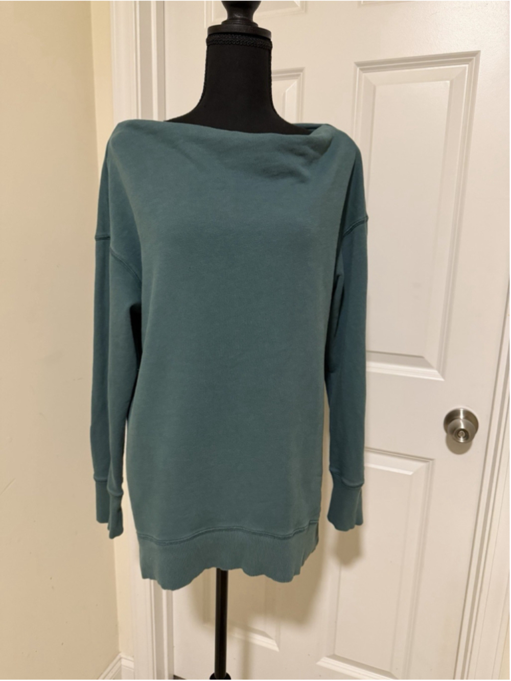 Pilcro by Anthropologie Women's Donna Tunic Pullover Sweater Wide Neck Green M